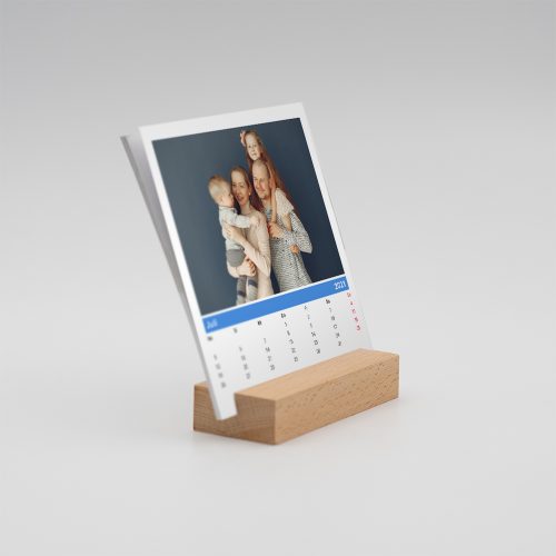 Fotokalender mit Holzfuß